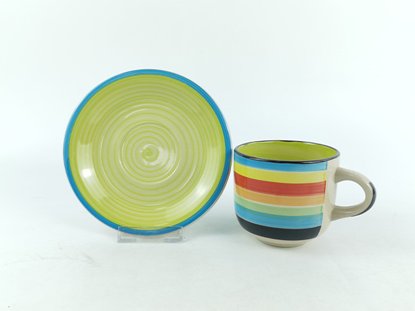 handpainted 350cc cup&saucer with inside color