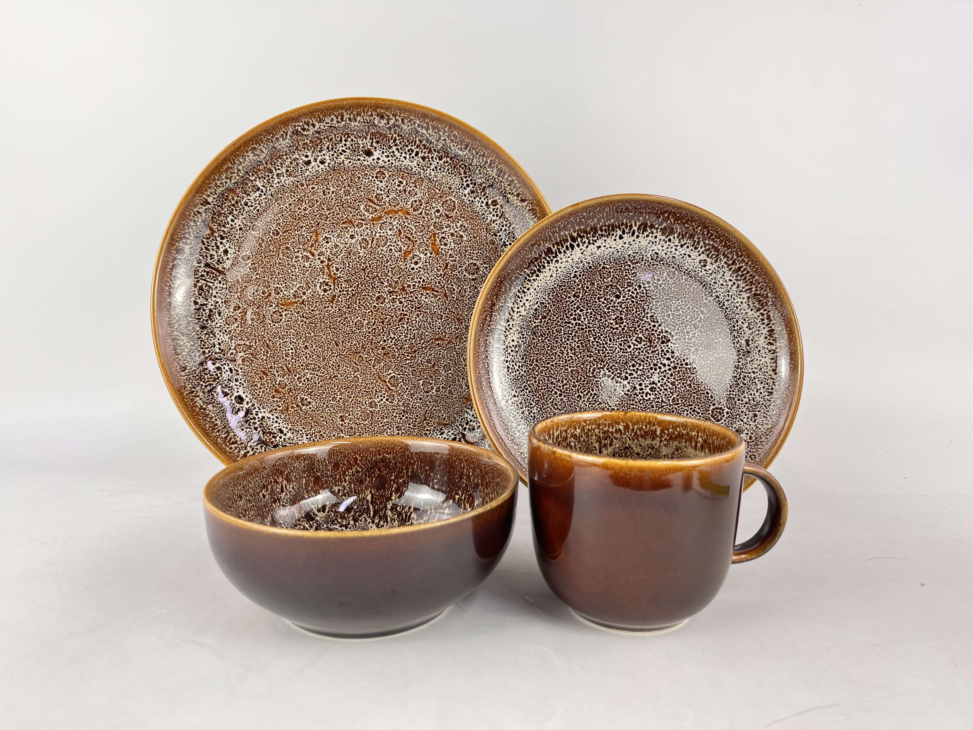 16PCS   STONEWARE   DINNER   SET