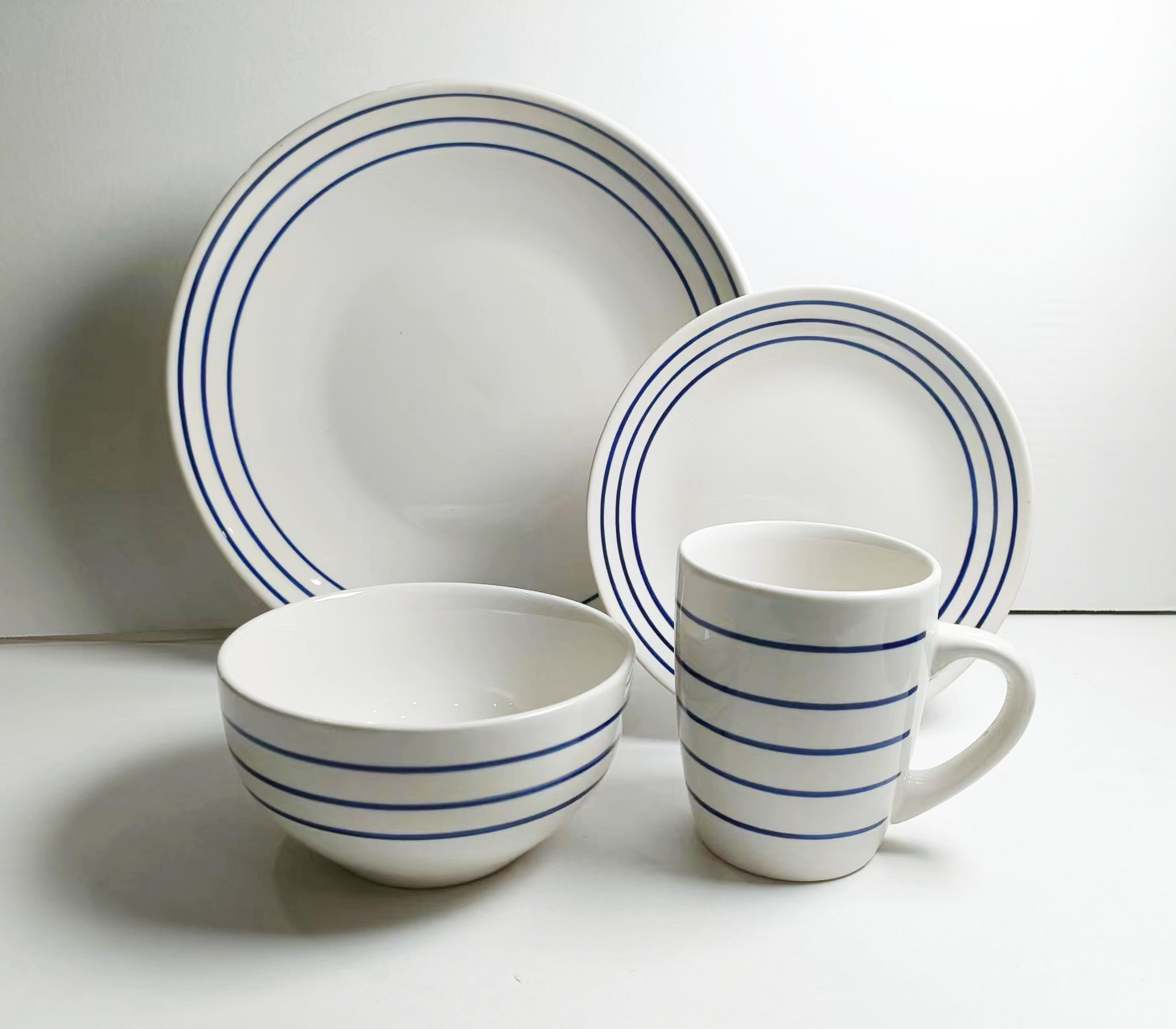 16PCS   STONEWARE   DINNER   SET