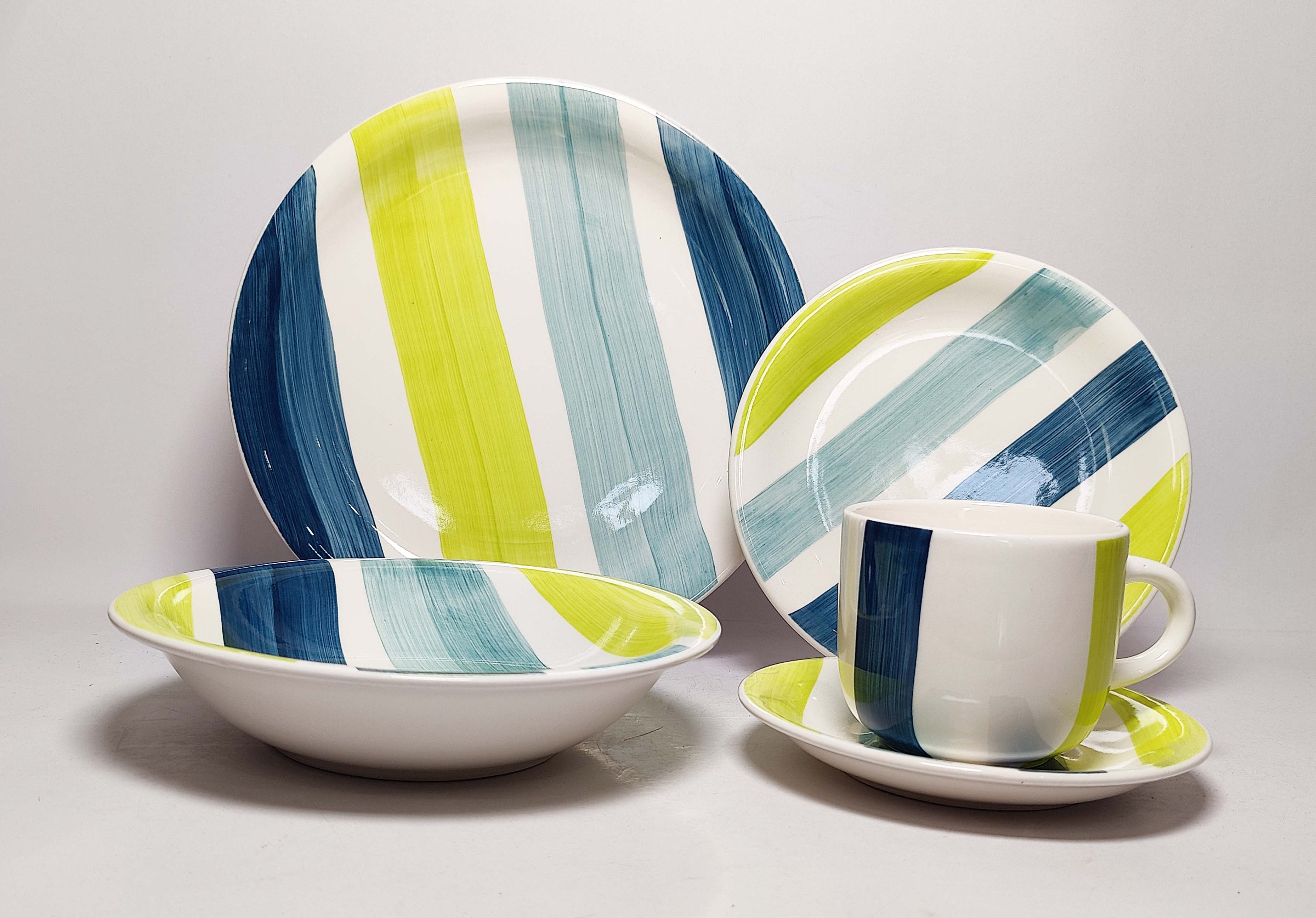 STONEWARE   DINNER   SET